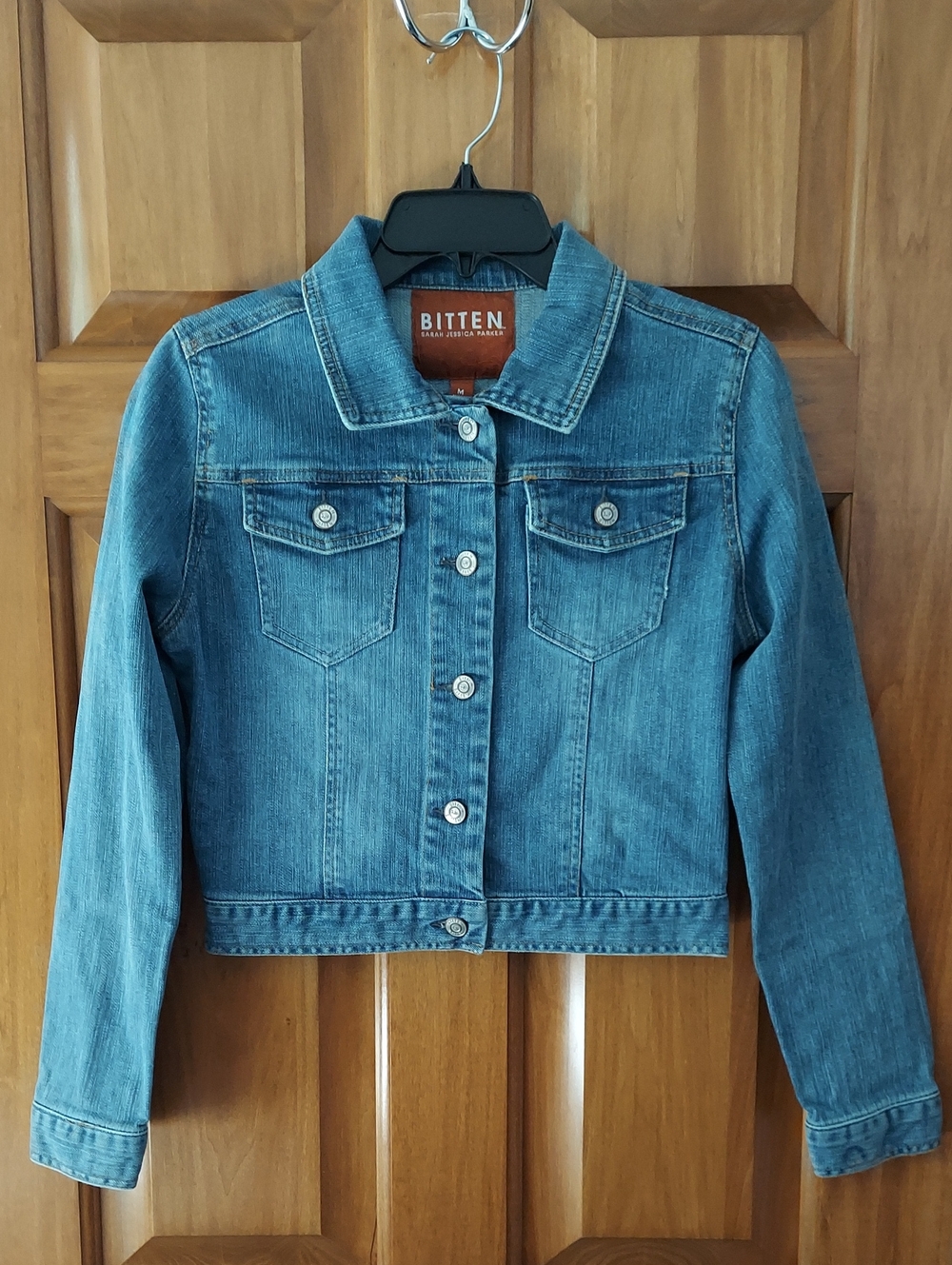 Bitten by Sarah Jessica Parker Blue Denim Jean Jacket, Crop Size Medium Like New